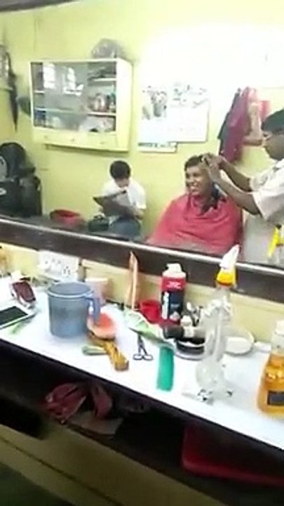 Barber Shop Head Shave