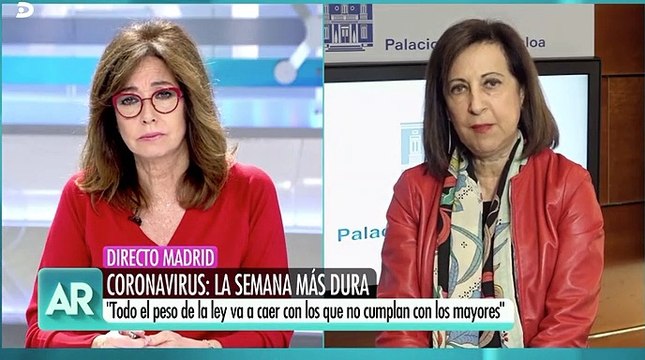 Robles llama ignorantes a quienes cuestionaban el gasto en Defensa como Sánchez y Podemos