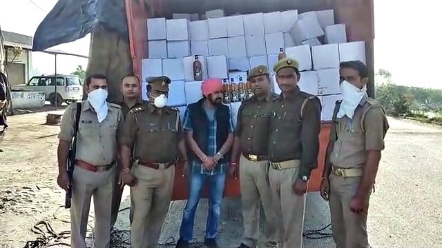 शामली: झिंझाना पुलिस ने पकड़ी 60 लाख रूपए की तस्करी की शराब