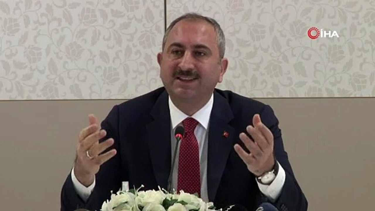 Adalet Bakanlığı'ndan Koronavirüs açıklaması: Cezaevlerinde Koronavirüs vakasına rastlanmadı; adliyelerde ve noterlerde nöbet sistemine geçildi