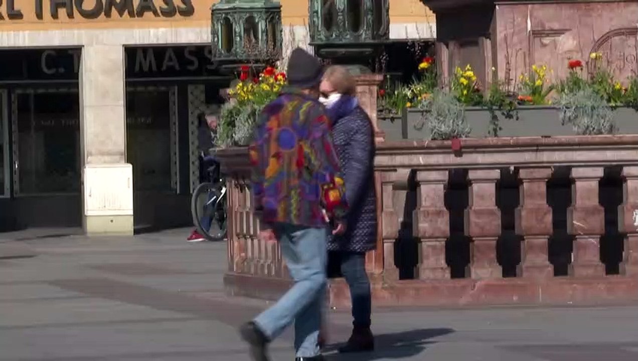 So verteilen sich Keime beim Husten in der Luft