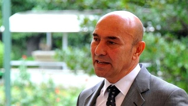 Tunç Soyer'den koronayla mücadele kapsamında çalışan personellere moral primi