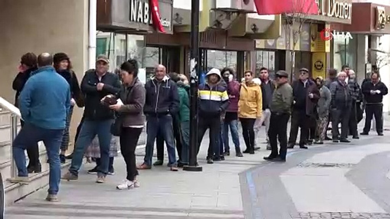 Yurttan Koronavirüs manzaları; birçok ilde uzun...