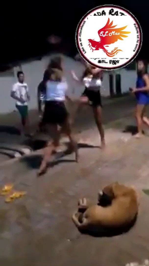 Girls Fight in Sri Lanka