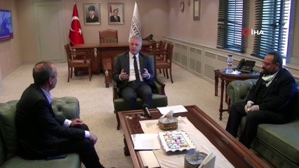 100 Suriyeli doktordan virüsle mücadele için görev talebi