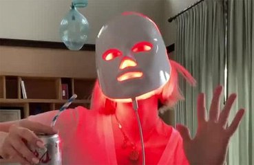 January Jones tries light therapy mask