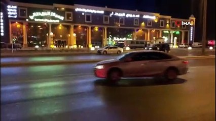 -Suudi Arabistan'da Sokağa Çıkma Yasağı Başladı