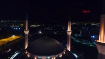 ANKARA Ahmet Hamdi Akseki Camii'nde yatsı ezanı sonrası 'koronavirüs salgını' için dua yapıldı
