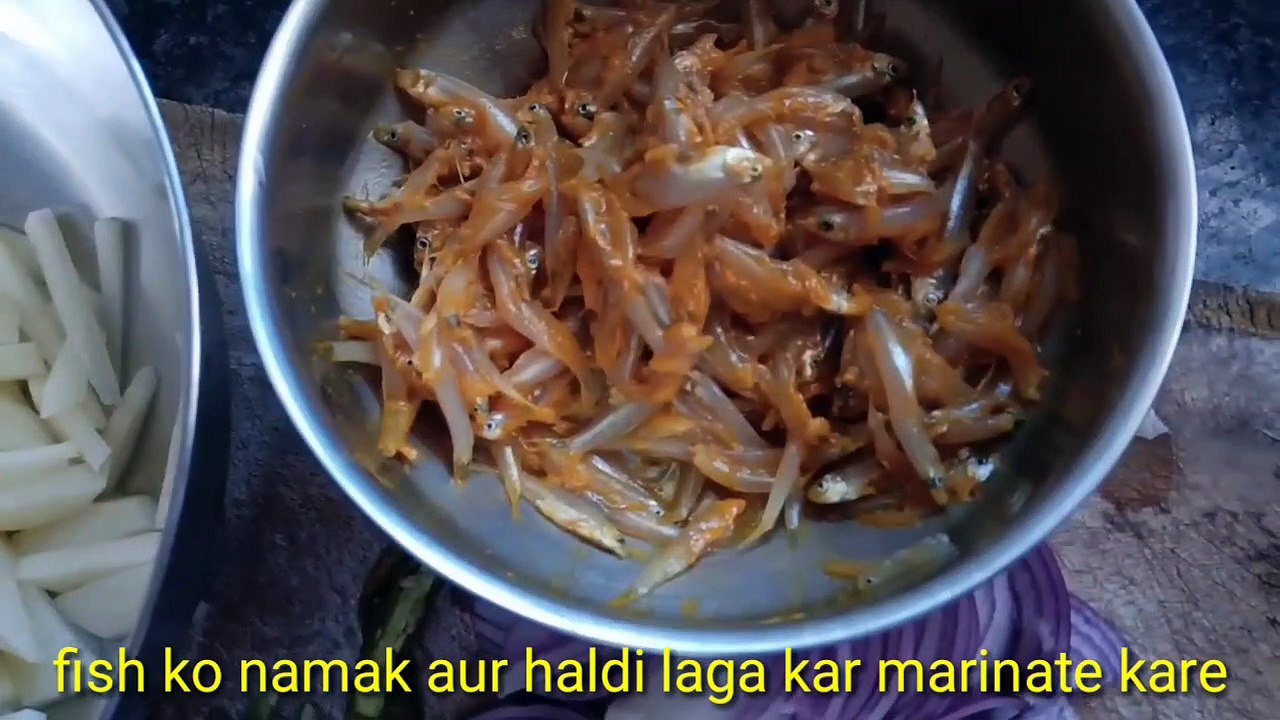 Mourala ( small) fish curry