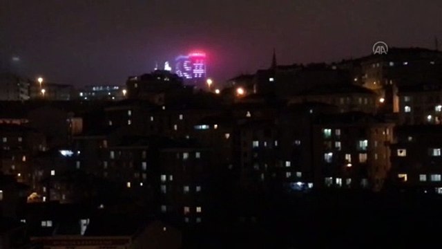 Koronavirüs salgının son bulması için camilerin hoparlöründen dua edildi - İSTANBUL