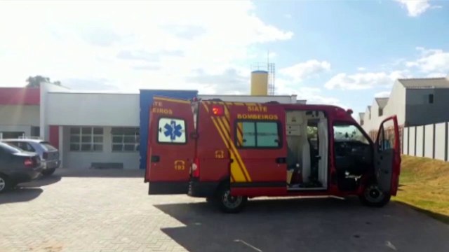 Homem cai de andaime e é atendido pelo Siate no Parque Verde