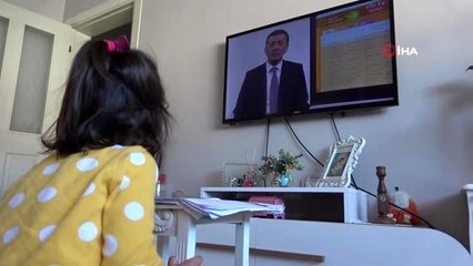 Öğrenciler EBA ile ilk derslerini işledi