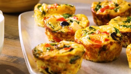 How to Make Greek Muffin-Tin Omelets with Feta & Peppers