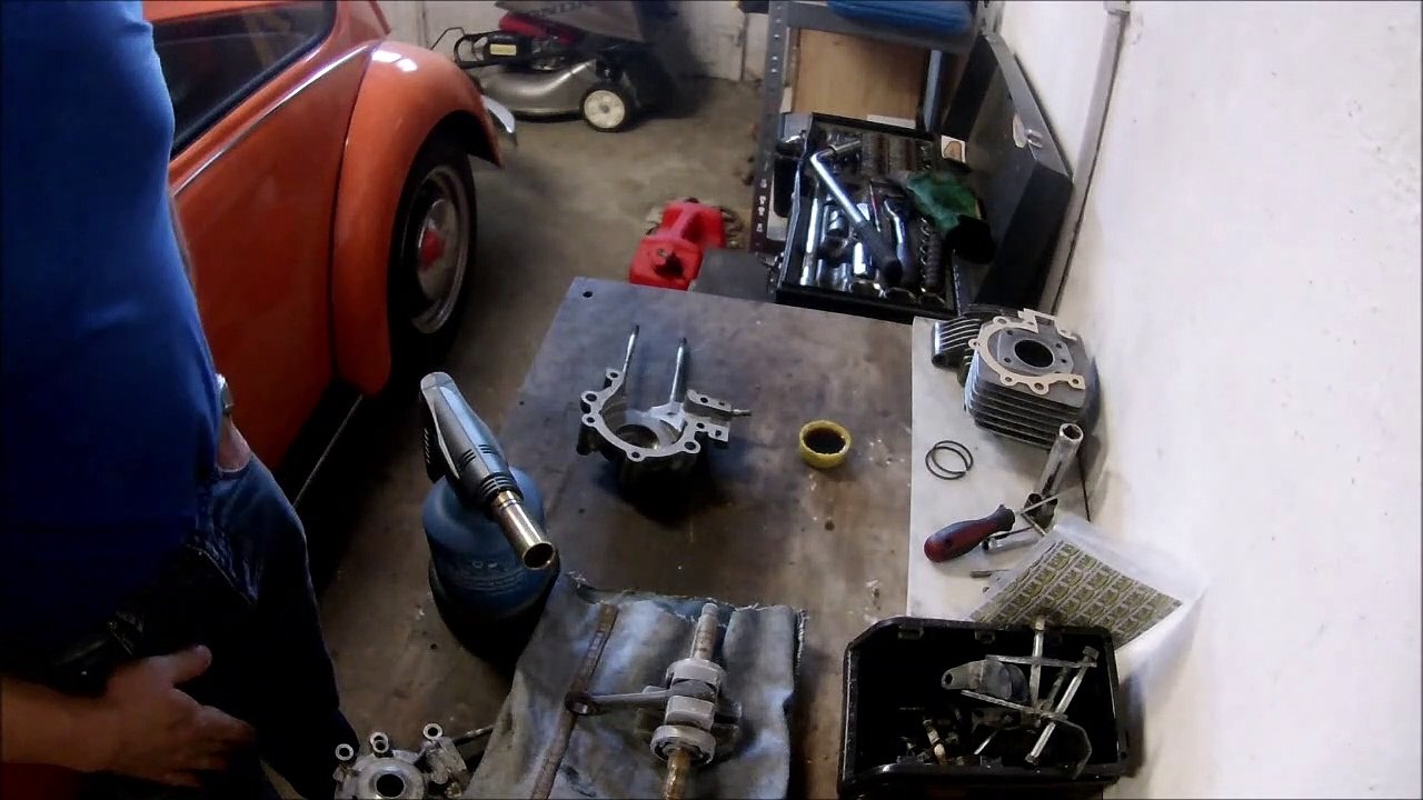 remontage bas moteur motobecane  AV10