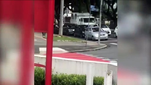 Vídeo mostra idosos discutindo em fila para vacinação contra gripe em Curitiba