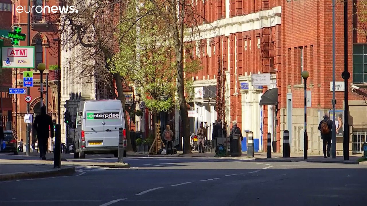 Johnson kündigt 3 Wochen Ausgangssperre in Großbritannien an