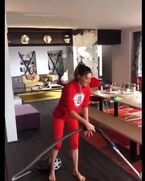 Şeyma Subaşı çılgın partilerine evde devam ediyor, ama bir farkla...