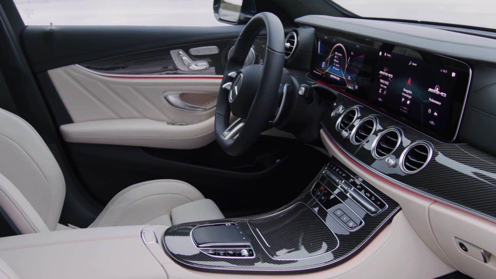 Der neue Mercedes-Benz AMG E 53 T-Modell Interieur Design - video  Dailymotion
