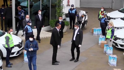 65 yaş üstü vatandaşlara, Kartal Belediyesi’nden yardım eli