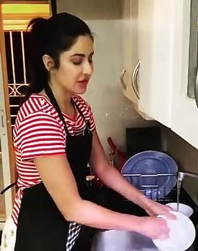 Katrina 'dishes out' tips on household chores