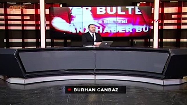 Ana haber sunucusunun ağzına canlı yayında sinek kaçtı