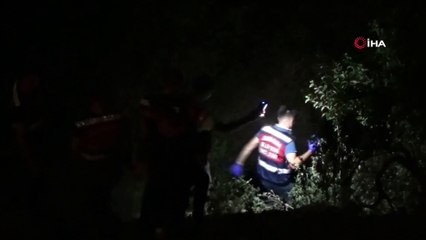 Yabani hayvanların parçaladığı yaşlı adam 8 ay sonra toprağa verildi