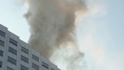 서울 여의도백화점에서 불...대응 1단계 발령 / YTN