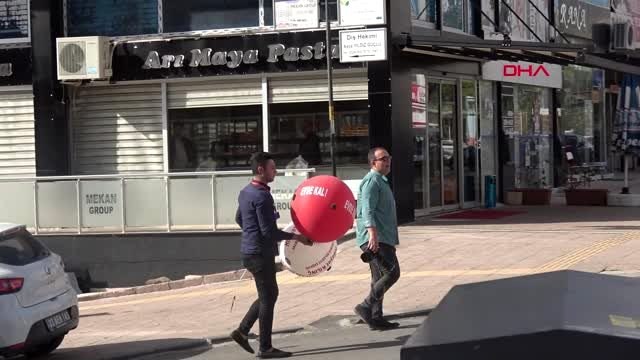 MERSİN Koronavirüs balonları ile 'evde kal' uyarısı