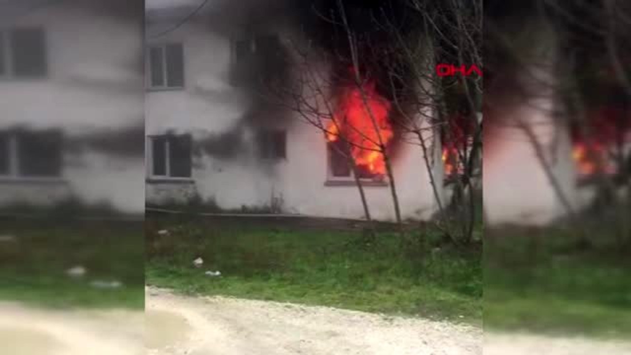 DÜZCE Evin mutfağı alev alev yandı
