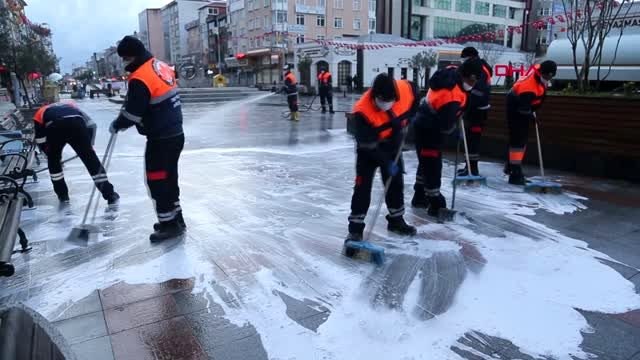 Sultanbeyli'de koronavirüsle mücadele hız kesmeden sürüyor