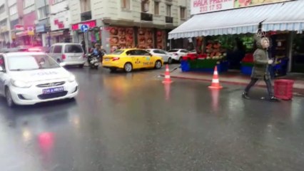 Polisinin vatandaşlara 'Zaruri olmadıkça dışarı çıkmayın' uyarısı sürüyor - İSTANBUL