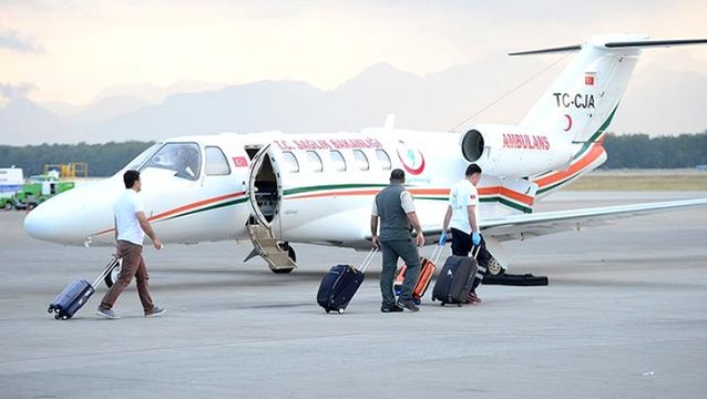 Son Dakika: Sağlık Bakanı Koca: Çin'den gelen koronavirüs ilaçları ambulans uçaklarla 40 şehre dağıtıldı