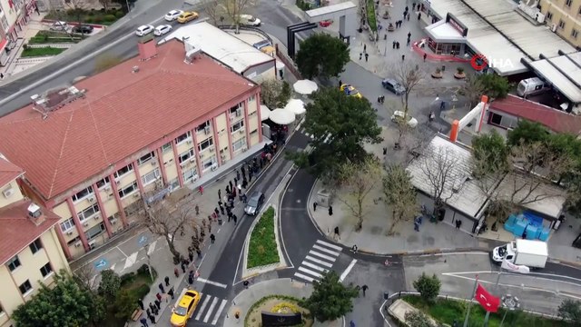 Bakırköy Dr. Sadi Konum Eğitim Araştırma Hastanesi’nde Korona Virüs Testi Kuyruğu