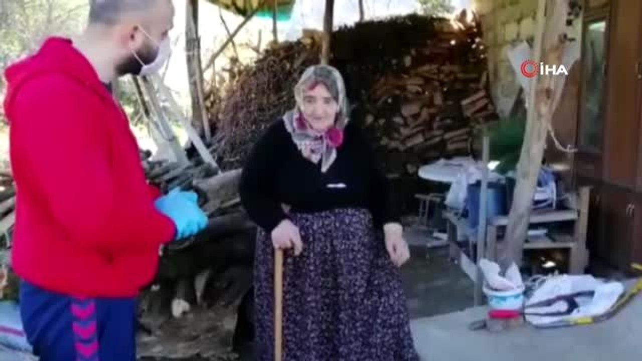 Validen çamaşır makinesi isteyen yaşlı kadının talebi yerine getirildi