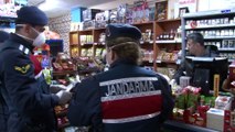 Jandarma, 65 yaş üstü yaşlıların ihtiyaçlarını karşıladı