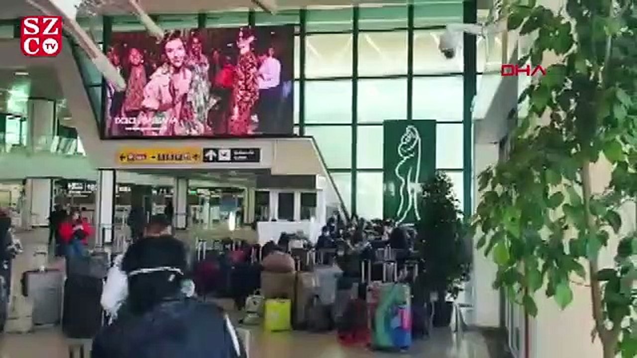 İtalya'dan Türk vatandaşlarının koronavirüs tahliyesi başladı