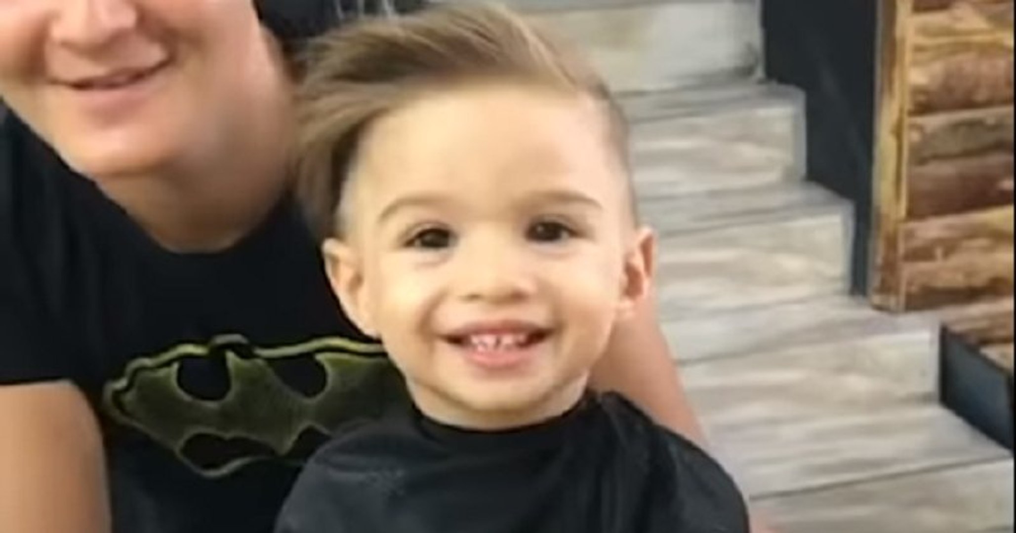 Ce Petit Garcon Va Chez Un Coiffeur Turc Et Le Resultat Est Trop Mignon Video Dailymotion
