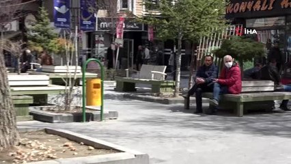 Niğde Belediyesi bankları kaldırdı