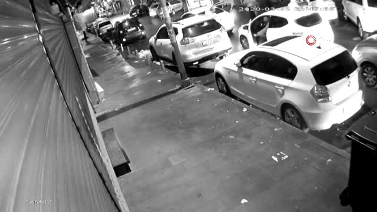 İstanbul'da silahlı çatışma kamerada
