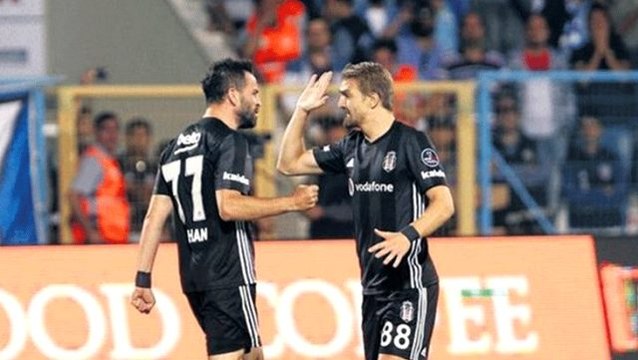 Fenerbahçe, Gökhan Gönül ve Caner Erkin'e transfer teklifinde bulundu