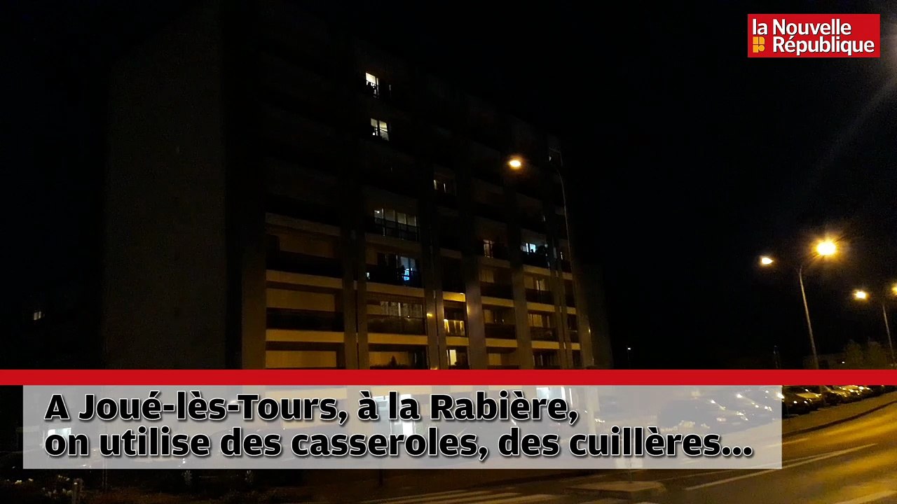VIDEO. Covid- 19 : ces Tourangeaux qui applaudissent chaque soir à 20 h pour soutenir le personnel hospitalier