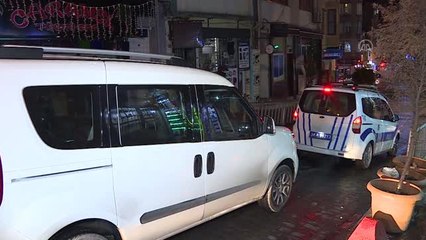 Beyoğlu'nda iki dernekte toplanan 20 kişi gözaltına alındı