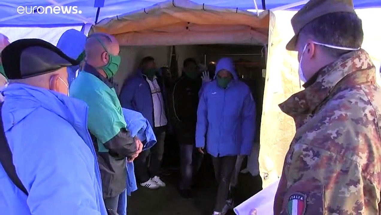 Weniger Infektionen, viele Tote - darunter etwa 50 Priester