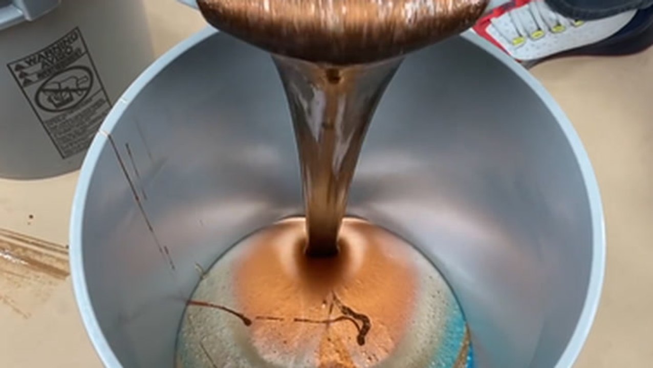 Create trippy floors with DIY epoxy pouring kit