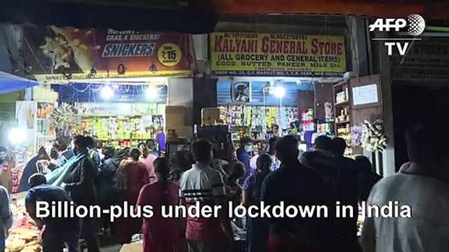 Panic-buying as India goes under total lockdown