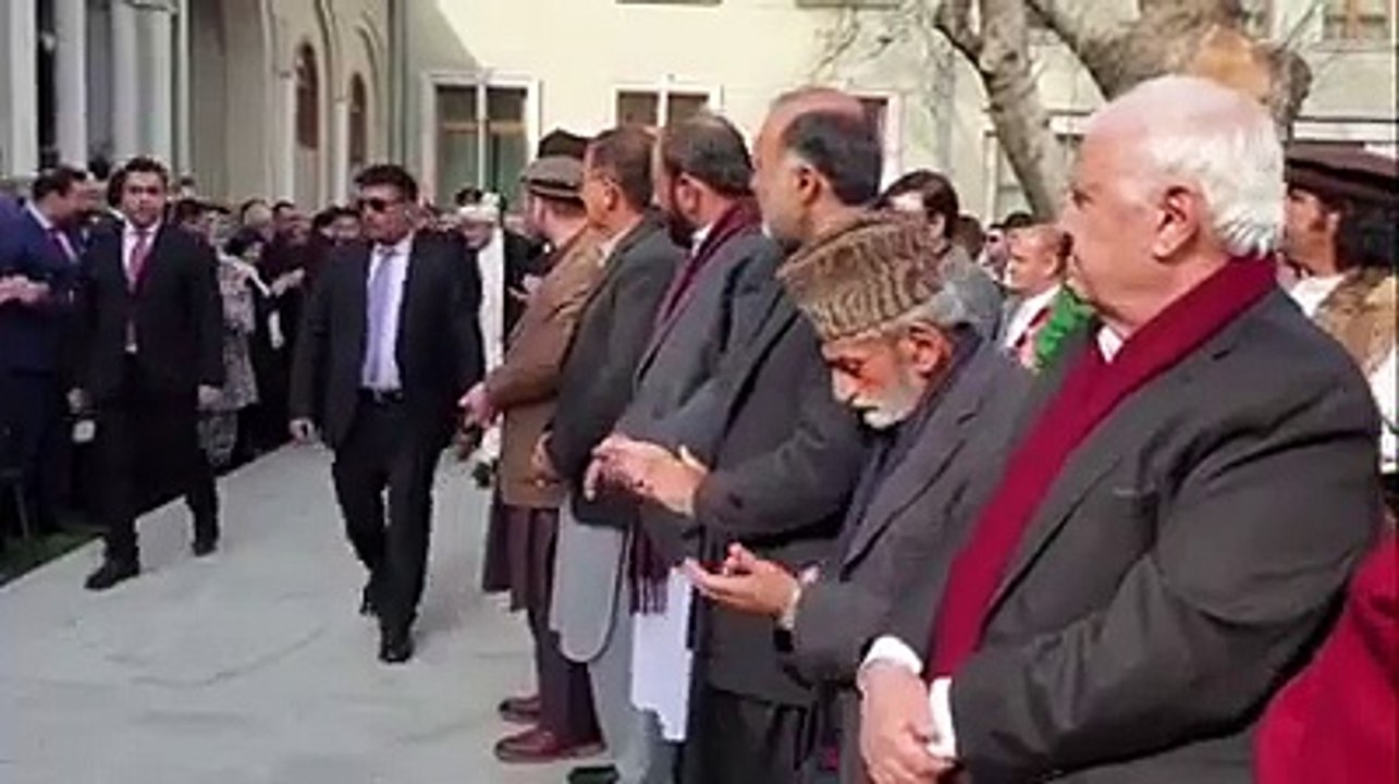 زه_د_ستا_ملګرې_یم_ولاړ_په_هر_میدان_یمهزه_انقلابې_پښتونستان_یمهزه_انقلابې_پښتونستان_یمه_♥♥#LarAoBarYaoAfghan