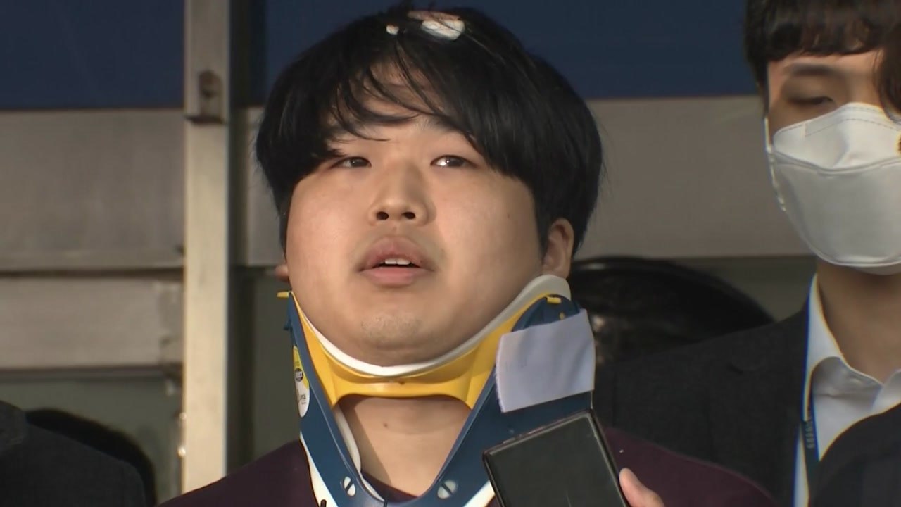 '박사방' 조주빈 얼굴 공개..."악마의 삶 멈춰줘 감사" / YTN