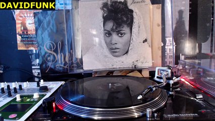 JANELLE & THE CAUSE - try love (1985) [instrumental]