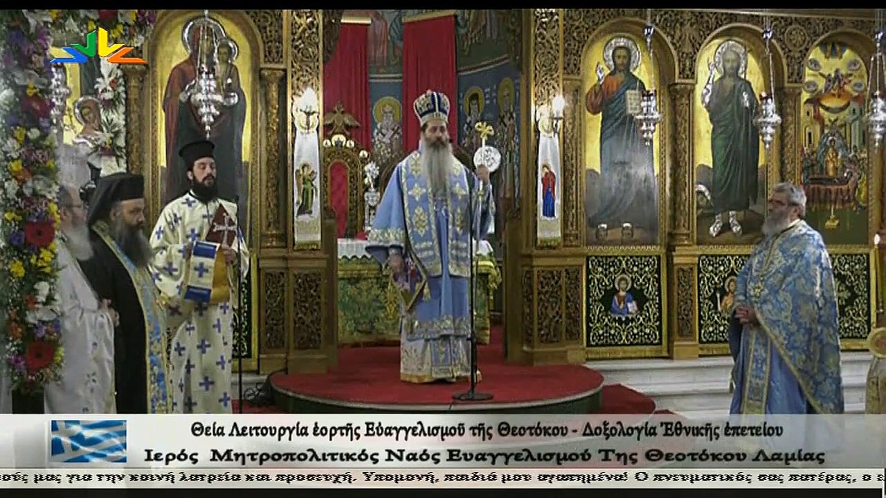 Χαρμόσυνα χτύπησαν όλα τα καμπαναριά των Ναών κ...