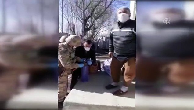 Oksijen tüpü biten KOAH hastasının imdadına 'Vefa Sosyal Destek Grubu' yetişti - AĞRI